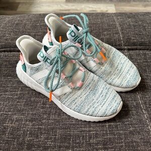 Adidas Cloudfoam Size 6 1/2